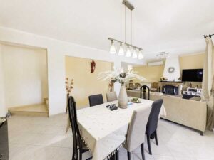 6 Bedroom Family Home with Separate Guest Accommodation in Alykes Potamou (19)