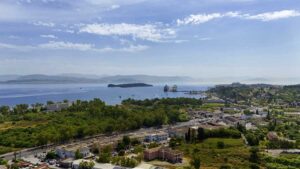 6 Bedroom Family Home with Separate Guest Accommodation in Alykes Potamou (2)