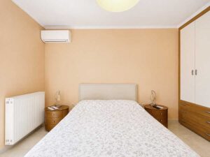 6 Bedroom Family Home with Separate Guest Accommodation in Alykes Potamou (22)