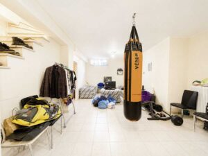 6 Bedroom Family Home with Separate Guest Accommodation in Alykes Potamou (38)