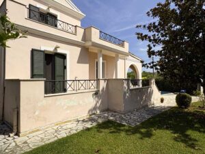 6 Bedroom Family Home with Separate Guest Accommodation in Alykes Potamou (38)