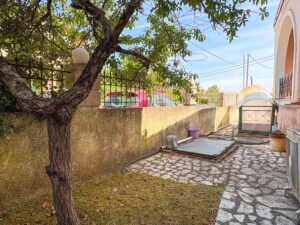 6 Bedroom Family Home with Separate Guest Accommodation in Alykes Potamou (40)