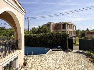 6 Bedroom Family Home with Separate Guest Accommodation in Alykes Potamou (42)