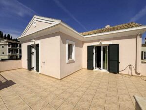 6 Bedroom Family Home with Separate Guest Accommodation in Alykes Potamou (44)