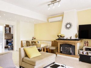 6 Bedroom Family Home with Separate Guest Accommodation in Alykes Potamou (7)