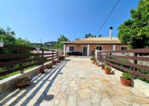 Charming Renovated Home Just Steps from the Beach The Cwtch, Astrekeri, North Corfu (2)