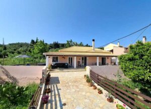 Charming Renovated Home Just Steps from the Beach The Cwtch, Astrekeri, North Corfu (4)