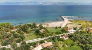 Charming Renovated Home Just Steps from the Beach The Cwtch, Astrekeri, North Corfu (8)