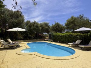 Detached Villa with Pool, Expansion Potential and Furnished Interior in Halikounas (51)