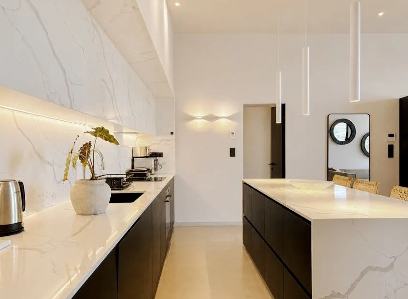 Listing photograph 12 of 23 of the house in Barbati, published by Chase Real Estate Corfu.