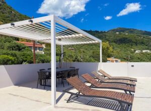 €3,500,000 – Beachfront 6 Bedroom Villa With Direct Sea Access & Shared Jetty, Glyfa Barbati (15)
