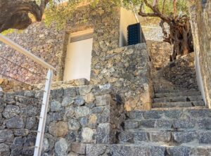€3,500,000 – Beachfront 6 Bedroom Villa With Direct Sea Access & Shared Jetty, Glyfa Barbati (17)