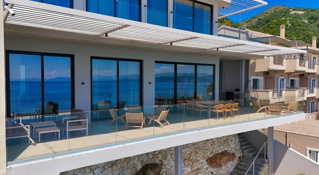 €3,500,000 – Beachfront 6 Bedroom Villa With Direct Sea Access & Shared Jetty, Glyfa Barbati (20)