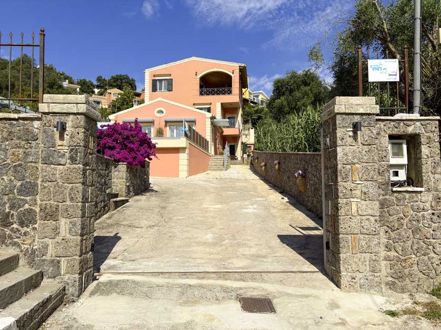 Listing photograph 19 of 76 of the house in Alykes Potamou, published by Chase Real Estate Corfu.