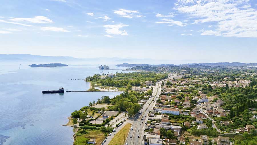 Listing photograph 4 of 76 of the house in Alykes Potamou, published by Chase Real Estate Corfu.