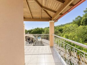 For Sale – Villa, 120 sqm on 2,000 sqm Land with Pool & Water Reservoir in Agios Georgios Pagon (21)
