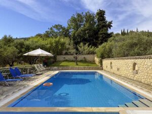 For Sale – Villa, 120 sqm on 2,000 sqm Land with Pool & Water Reservoir in Agios Georgios Pagon (29)