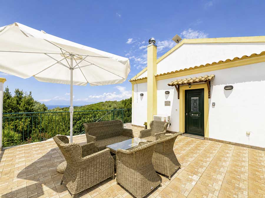 Listing photograph 19 of 71 of the house in Kassiopi, published by Chase Real Estate Corfu.