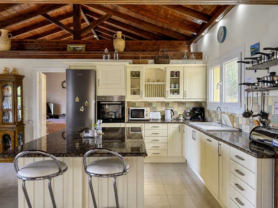 Listing photograph 31 of 71 of the house in Kassiopi, published by Chase Real Estate Corfu.