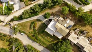 Luxury 4 Bedroom House with 210 sqm Basement Garage, Elevator and Large Balconies in Poulades (27)