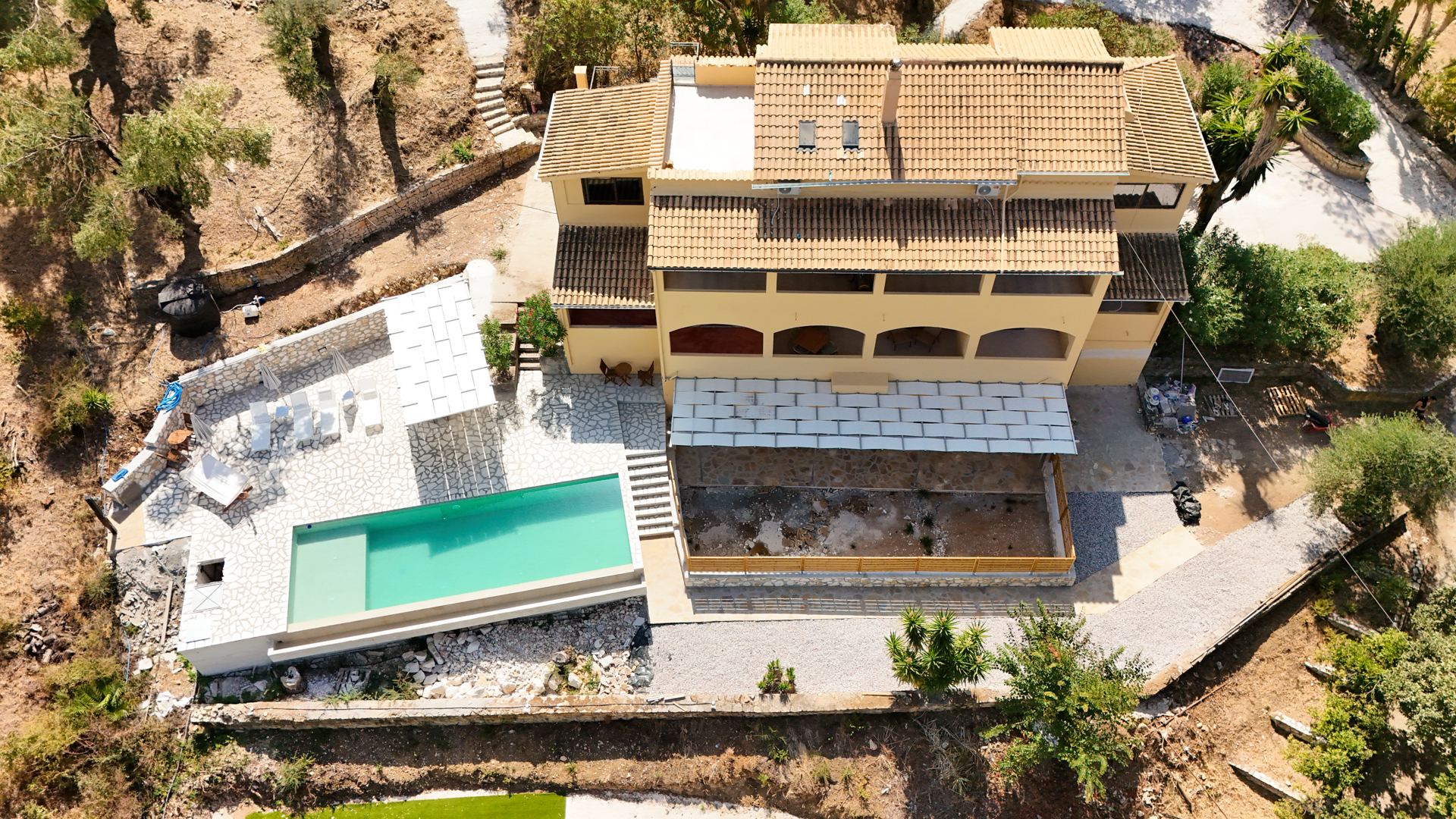 Listing photograph 3 of 23 of the commercial in Acharavi, published by Chase Real Estate Corfu.