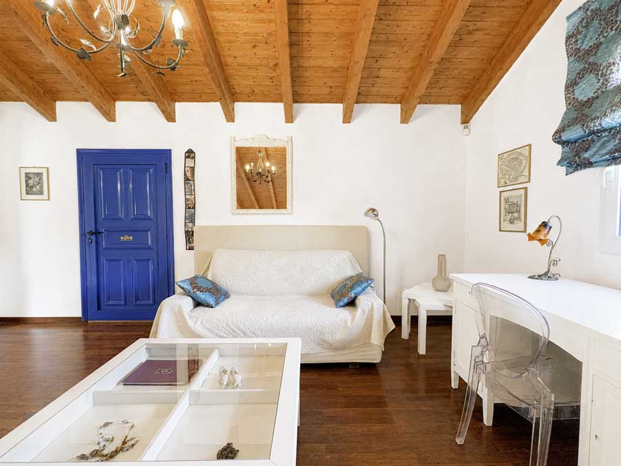 Listing photograph 29 of 58 of the house in Lefkimmi, published by Chase Real Estate Corfu.