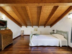 Private 4 Bedroom Villa on a 3,876 m² Estate in Peaceful Lefkimmi (15)