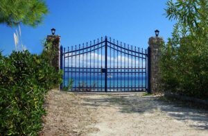 Private 4 Bedroom Villa on a 3,876 m² Estate in Peaceful Lefkimmi (16)