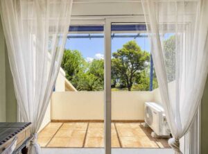 Private 4 Bedroom Villa on a 3,876 m² Estate in Peaceful Lefkimmi (23)