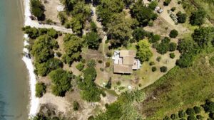 Private 4 Bedroom Villa on a 3,876 m² Estate in Peaceful Lefkimmi (3)