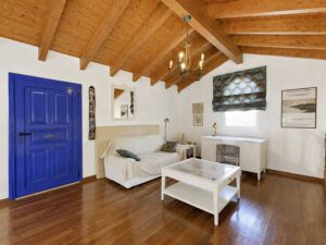 Private 4 Bedroom Villa on a 3,876 m² Estate in Peaceful Lefkimmi (42)