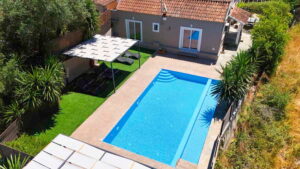 Renovated 3 Bedroom Villa with 50 m² Pool in Vatos, Corfu (15)