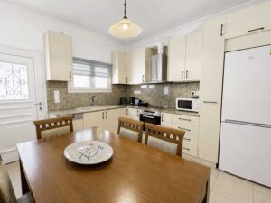 Renovated 3 Bedroom Villa with 50 m² Pool in Vatos, Corfu (6)
