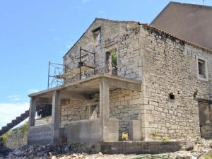 Residential Complex with Development Potential in Mpogdanatika, Paxos (1)