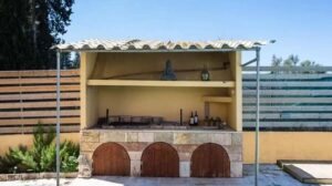 Spacious 5 bedroom Villa for Sale in Afra, Central Corfu (6)