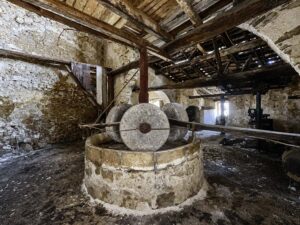 Stone Village House with Olive Grove in Spartilas, North East Corfu (9)
