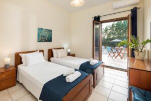 Three Bedroom Villa with Pool on a 3,200 m² Plot in Chalikounas, South Corfu (16)