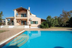 Three Bedroom Villa with Pool on a 3,200 m² Plot in Chalikounas, South Corfu (6)
