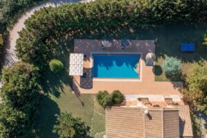 Three Bedroom Villa with Pool on a 3,200 m² Plot in Chalikounas, South Corfu (8)
