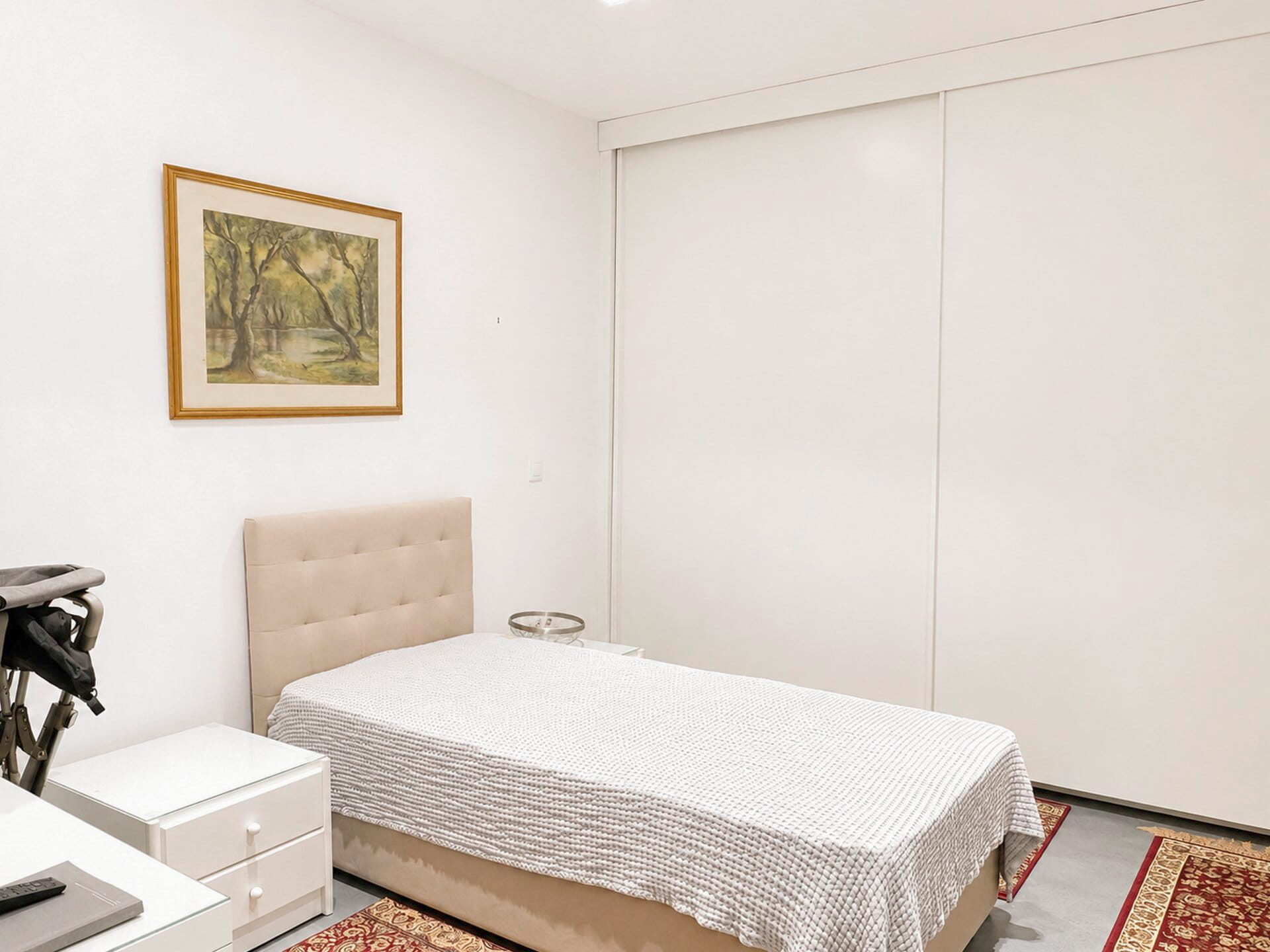Listing photograph 11 of 20 of the apartment in Corfu Town, published by Chase Real Estate Corfu.