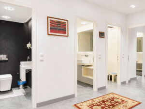 140 m² Ground Floor Apartment & Office Space Just Steps from Liston, Corfu Town (1)