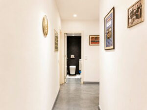 140 m² Ground Floor Apartment & Office Space Just Steps from Liston, Corfu Town (21)