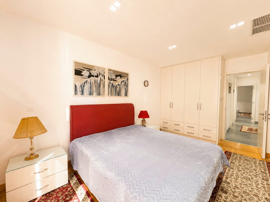 140 m² Ground Floor Apartment & Office Space Just Steps from Liston, Corfu Town (26)