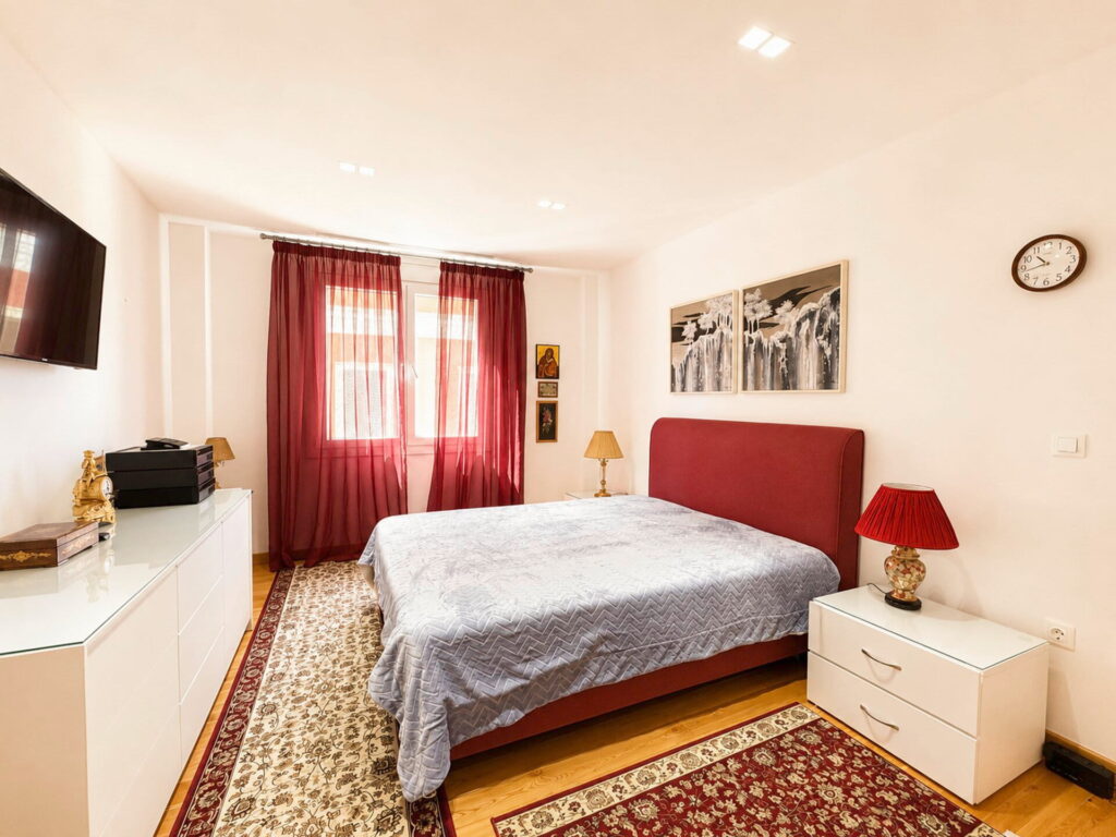 140 m² Ground Floor Apartment & Office Space Just Steps from Liston, Corfu Town (28)