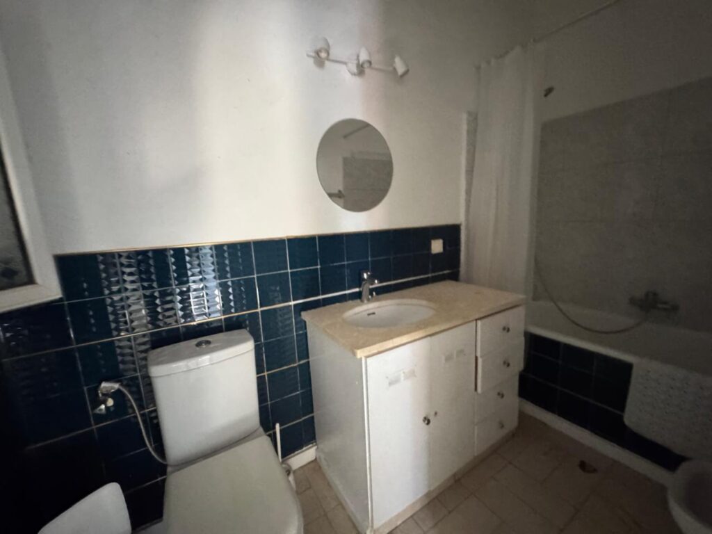 200m² House on 4,000m² Land for Sale in Gouvia, Corfu (8)