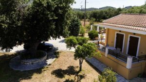 4 Bedroom Villa with Private Pool and Large Plot Near Chalikounas, South Corfu (16)