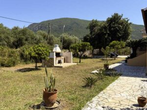 4 Bedroom Villa with Private Pool and Large Plot Near Chalikounas, South Corfu (25)