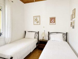 4 Bedroom Villa with Private Pool and Large Plot Near Chalikounas, South Corfu (4)