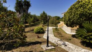 4 Bedroom Villa with Private Pool and Large Plot Near Chalikounas, South Corfu (4)