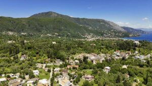 90 m² House on 5,000 m² Village Land in Laskaratika, Close to Ipsos (13)